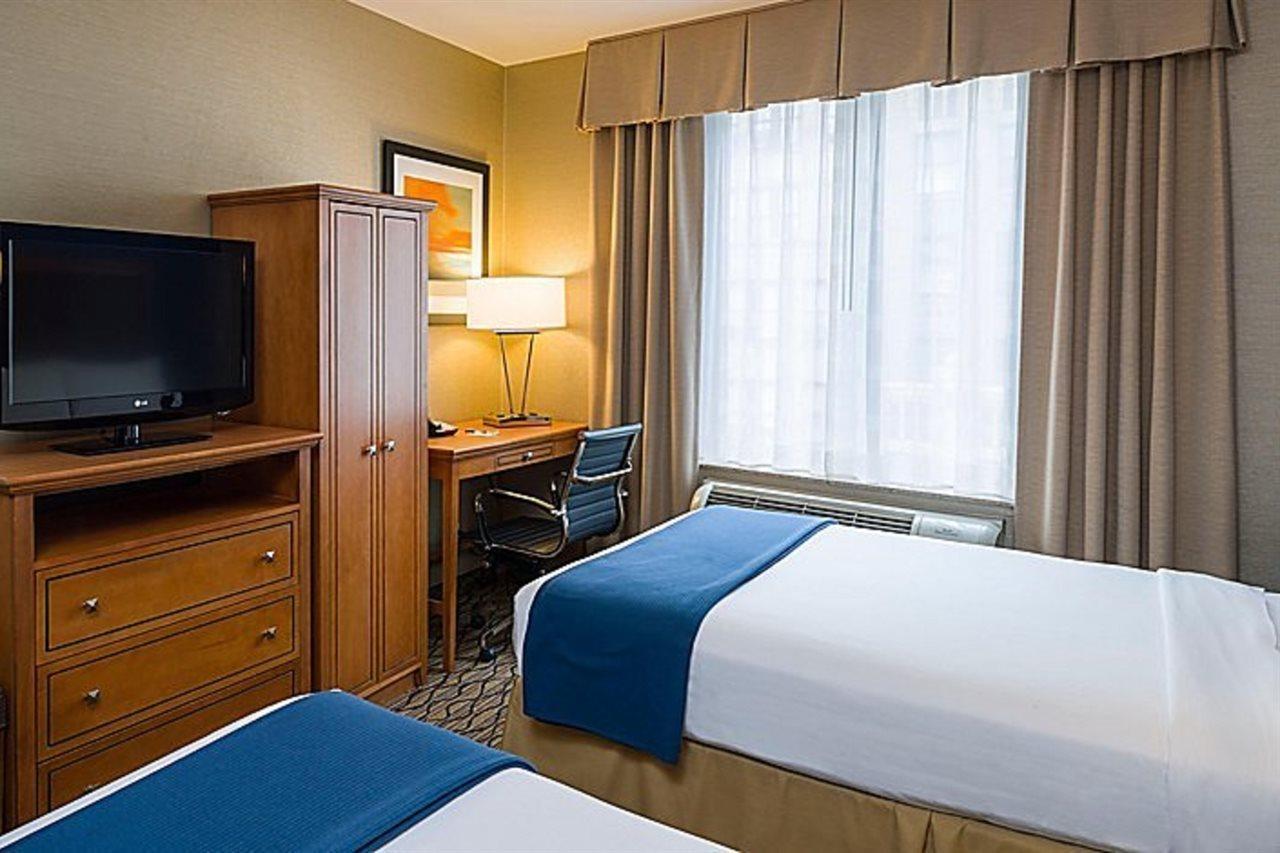 Holiday Inn Express Nyc Chelsea - Nomad Area By Ihg New York Esterno foto