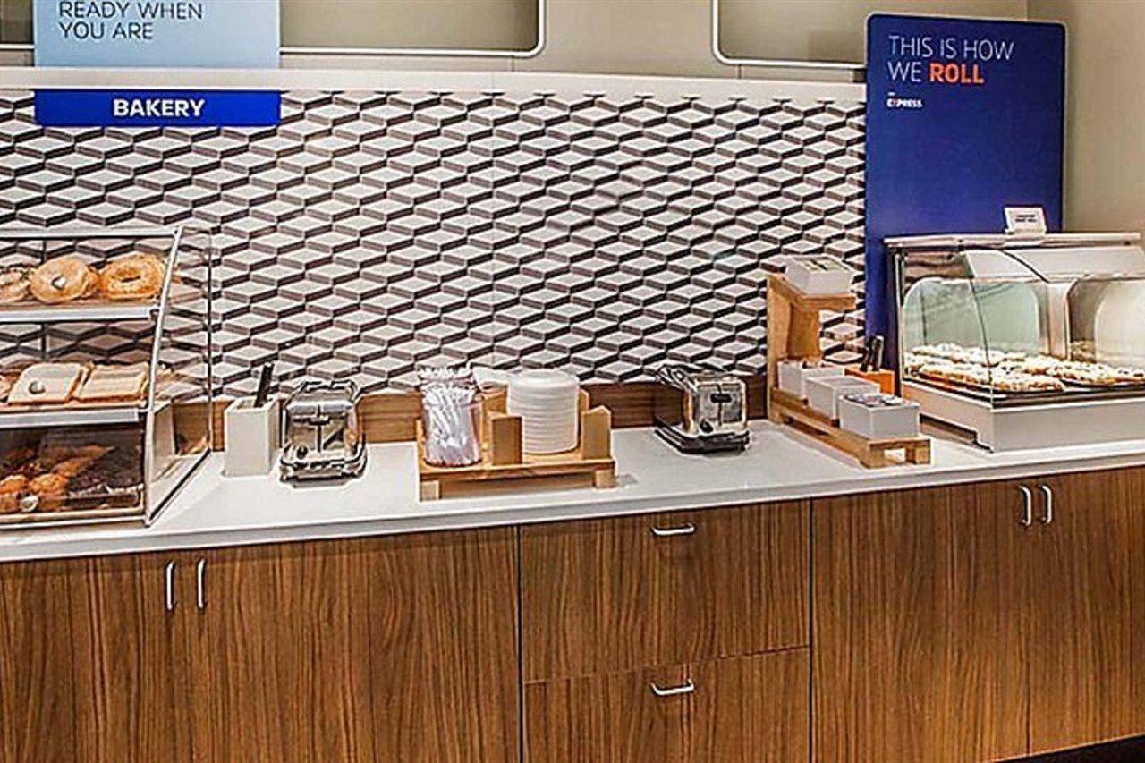 Holiday Inn Express Nyc Chelsea - Nomad Area By Ihg New York Esterno foto