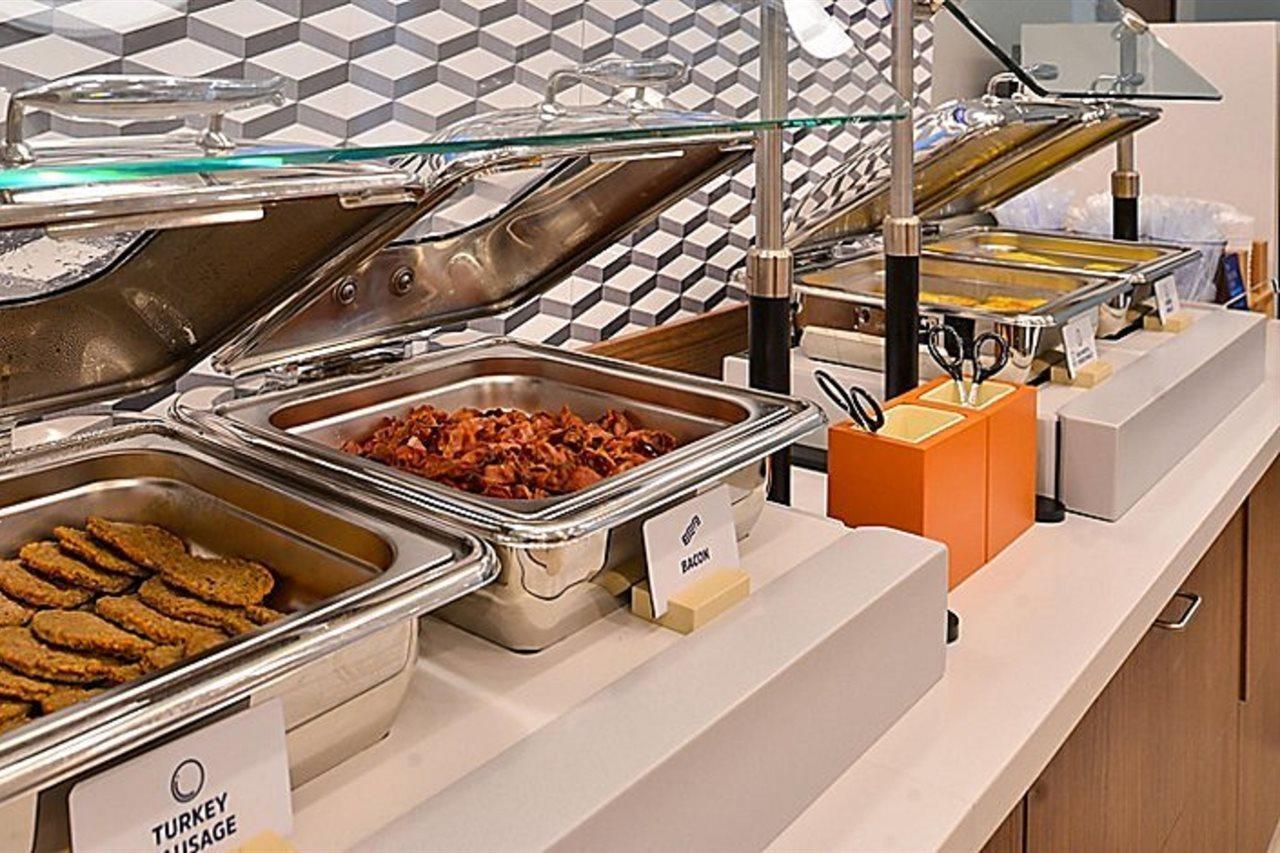 Holiday Inn Express Nyc Chelsea - Nomad Area By Ihg New York Esterno foto