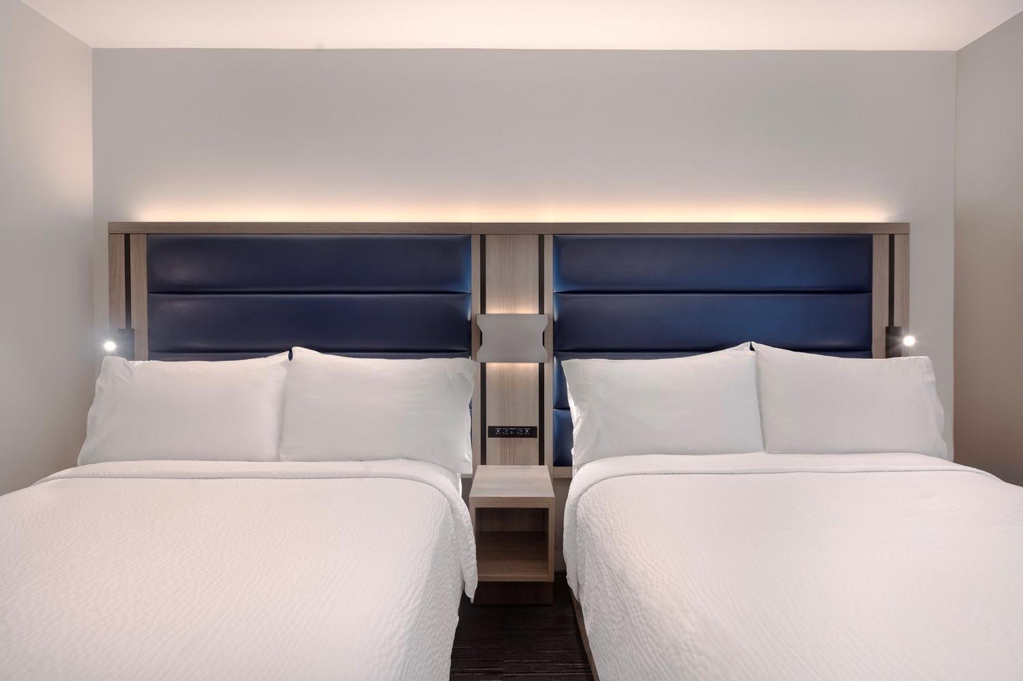 Holiday Inn Express Nyc Chelsea - Nomad Area By Ihg New York Esterno foto