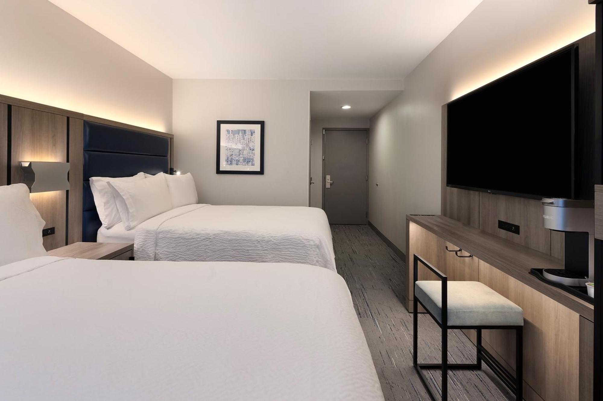Holiday Inn Express Nyc Chelsea - Nomad Area By Ihg New York Esterno foto