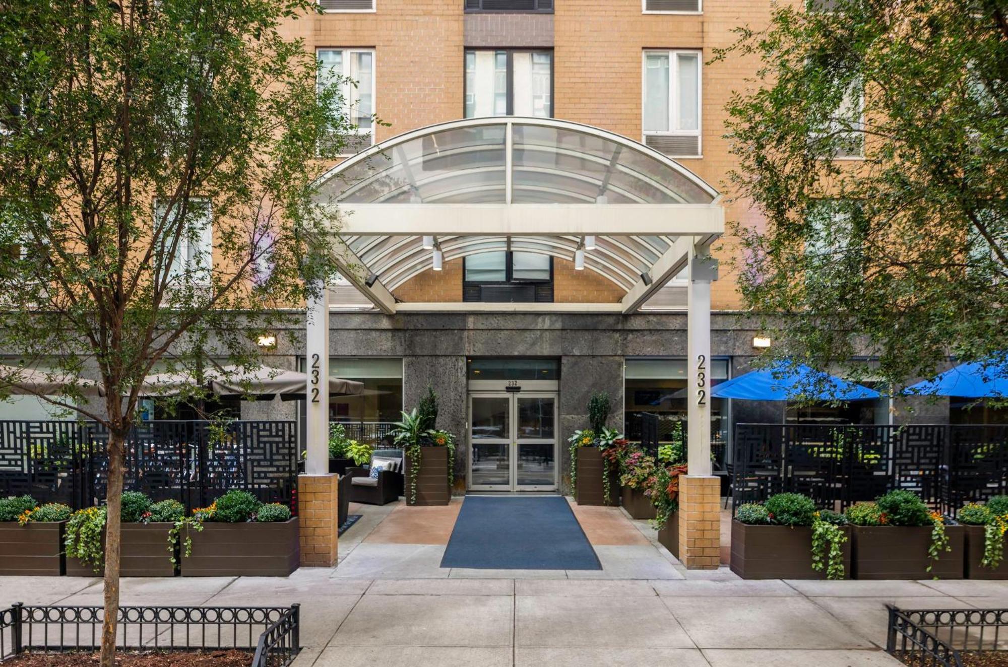 Holiday Inn Express Nyc Chelsea - Nomad Area By Ihg New York Esterno foto