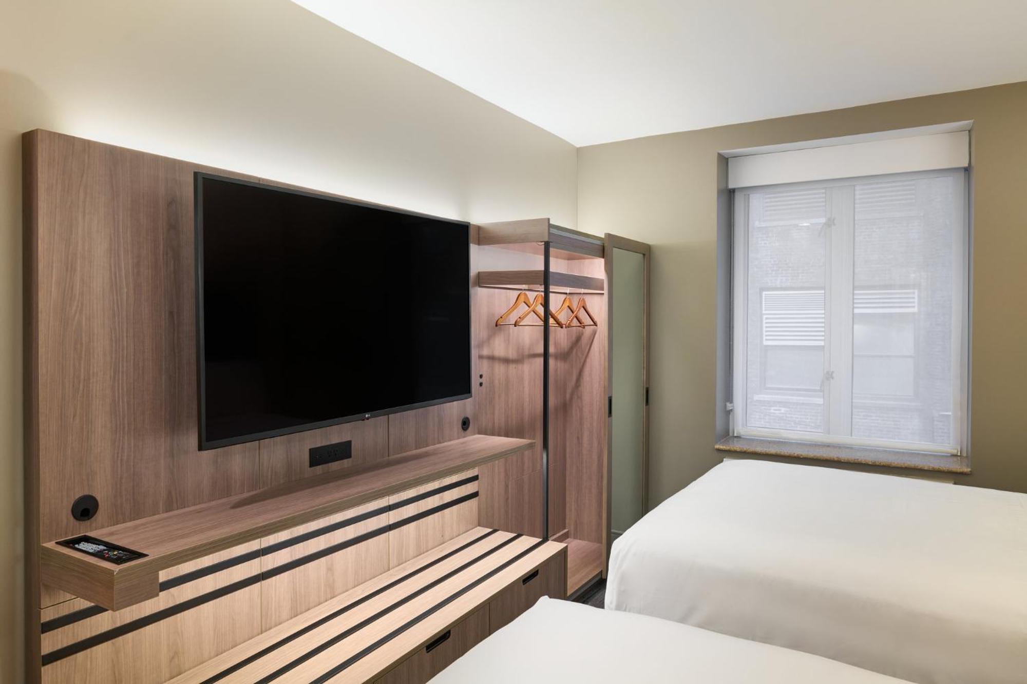 Holiday Inn Express Nyc Chelsea - Nomad Area By Ihg New York Esterno foto